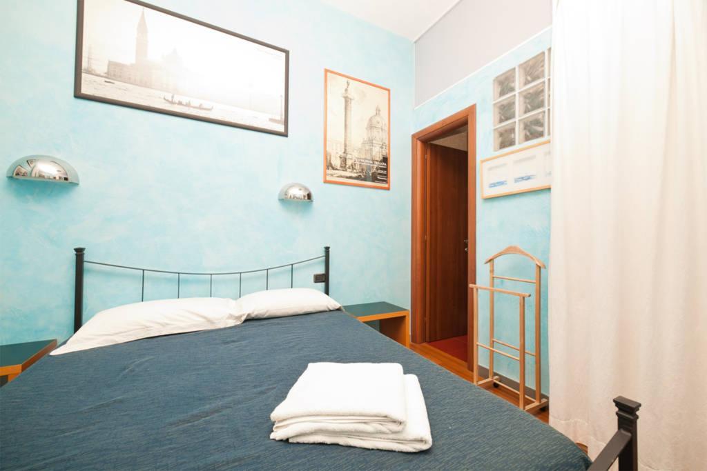 Bed & Breakfast Domusamor Colosseo Roma