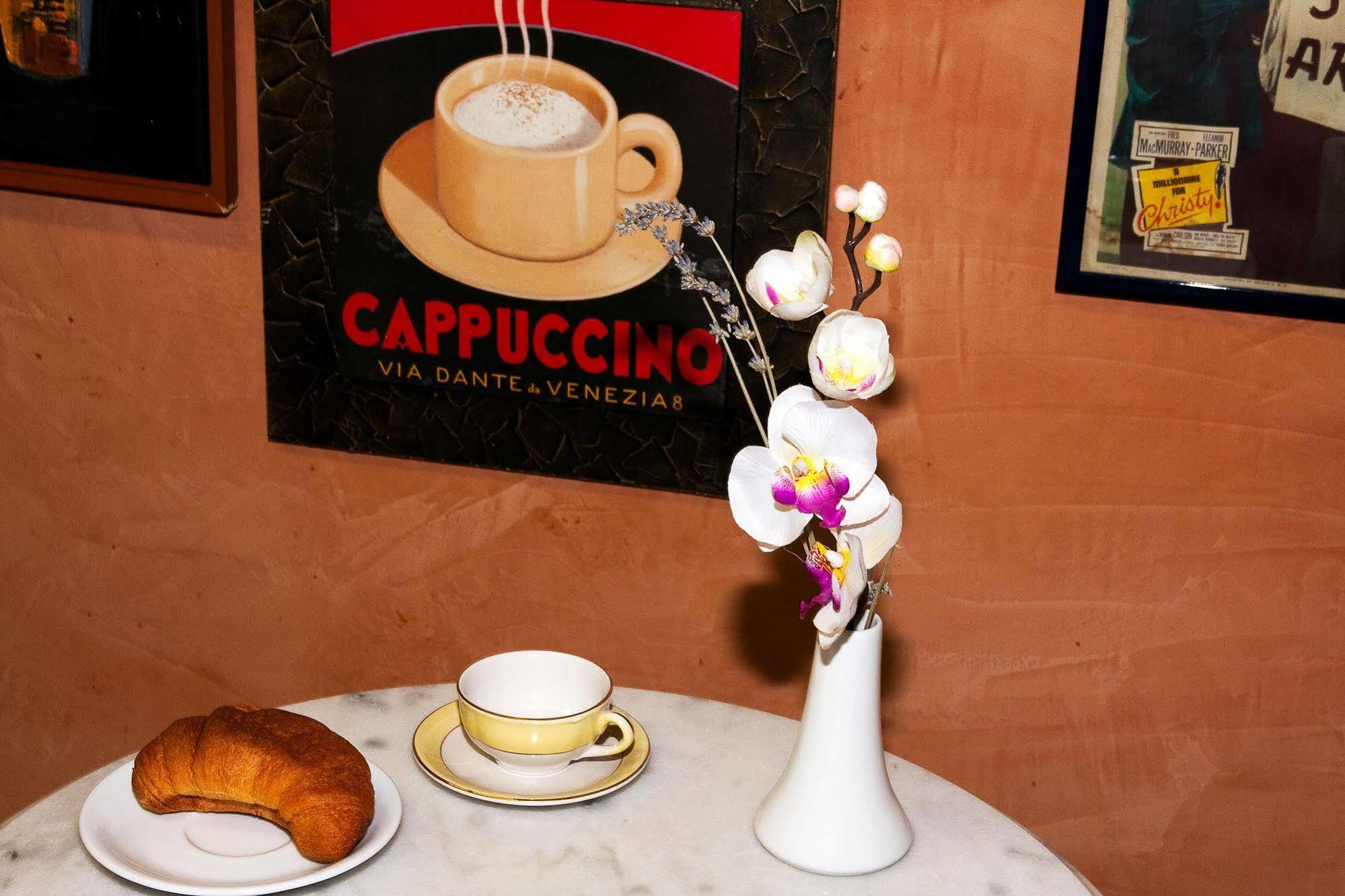 Bed & Breakfast Domusamor Colosseo 2*