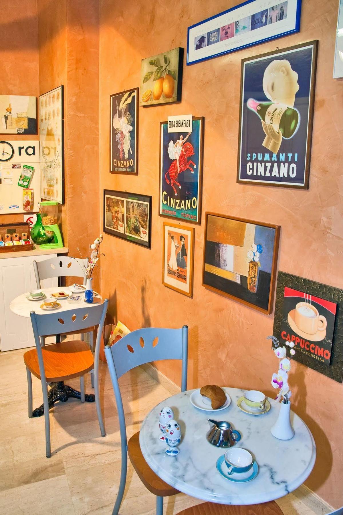 Bed & Breakfast Domusamor Colosseo Rome