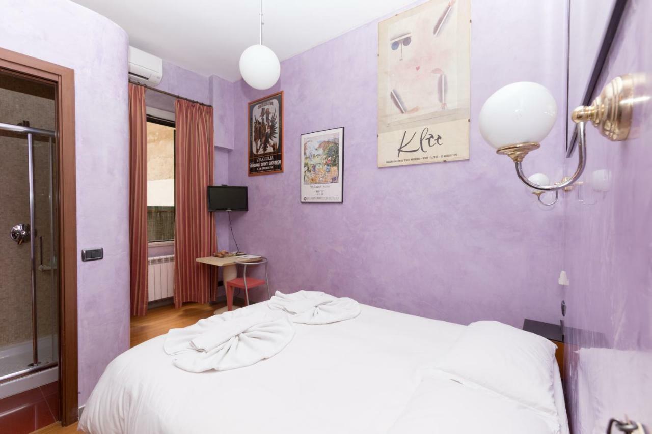 Domusamor Colosseo Bed & Breakfast Rome